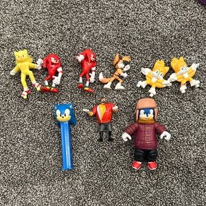 Sonic action figures